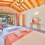 Spacious 2br Stone With Pool & Bbq Kalkan