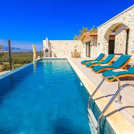 Сasa de vacaciones Spacious 2br Stone With Pool & Bbq Kalkan