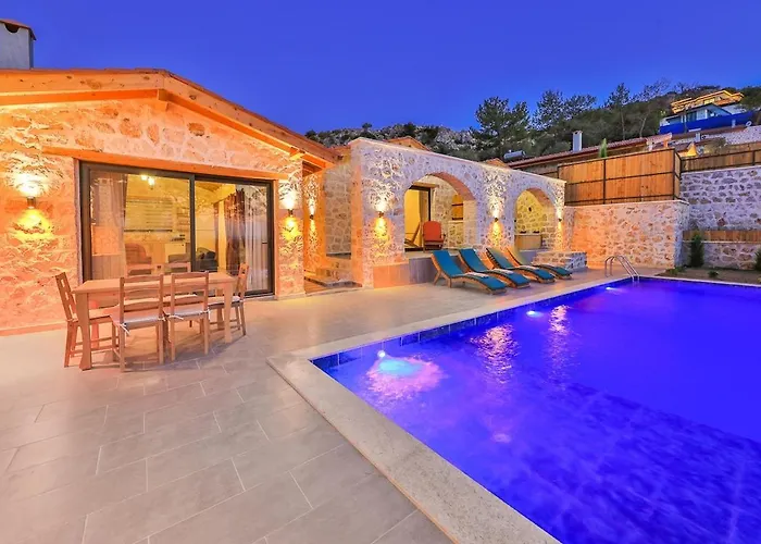 Дом отдыха Spacious 2br Stone With Pool & Bbq