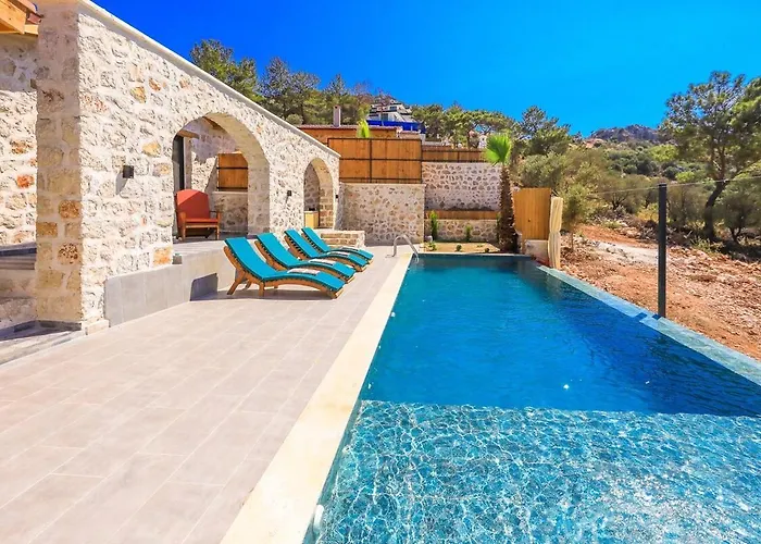 Spacious 2br Stone With Pool & Bbq Дом отдыха