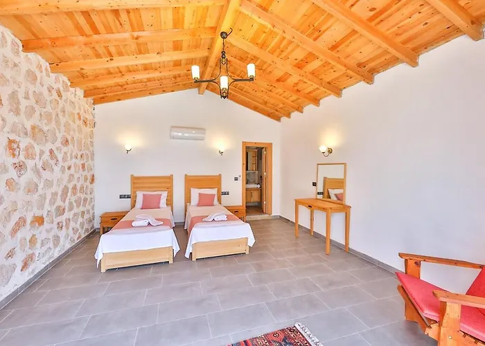Spacious 2br Stone With Pool & Bbq Дом отдыха